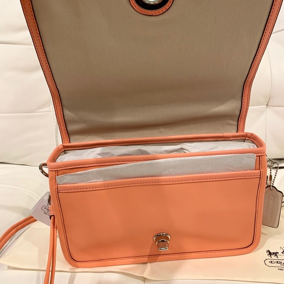 NWT Auth Coach Perforated Penelope Leather 23404 - Picture 4 of 8